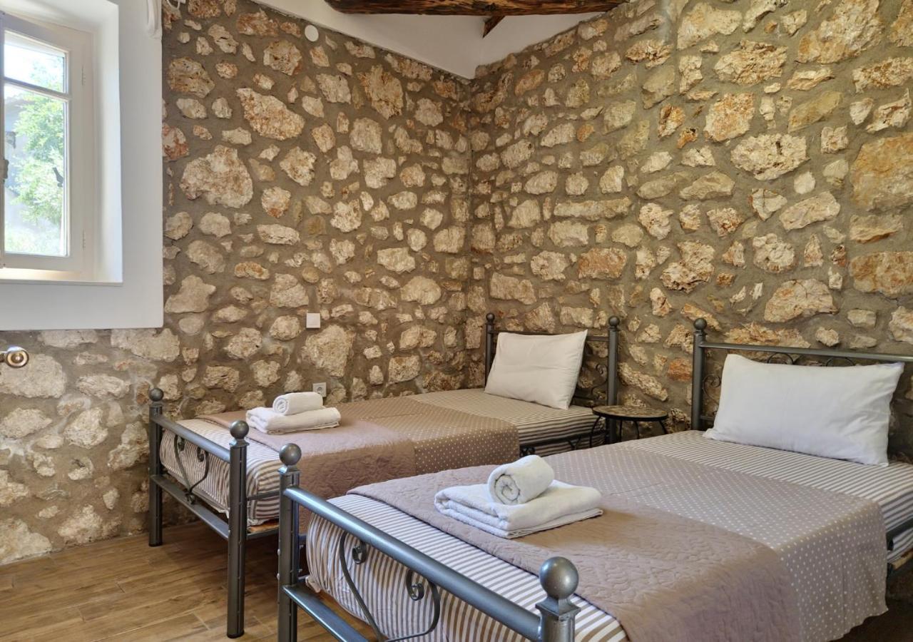 Alekos Cozy Stone 2br Karya Center Prázdninový dům *